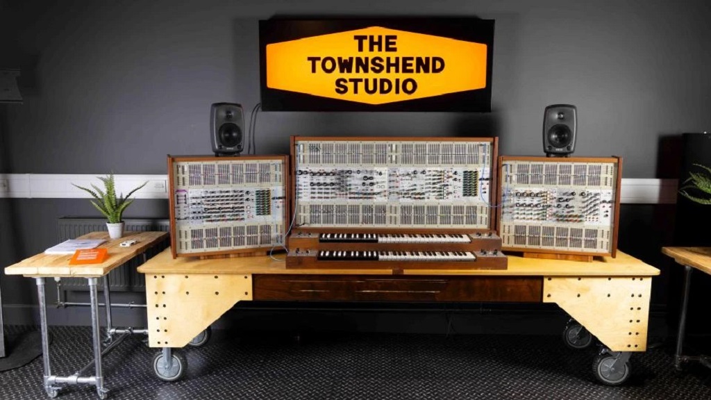 the townshend studio arp2500