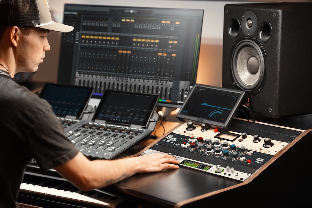 Universal Audio Apollo x8 Gen 2 studio